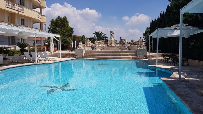Grand Hotel Vanvitelli (Sale Ricevimenti e Congressi) — foto 5