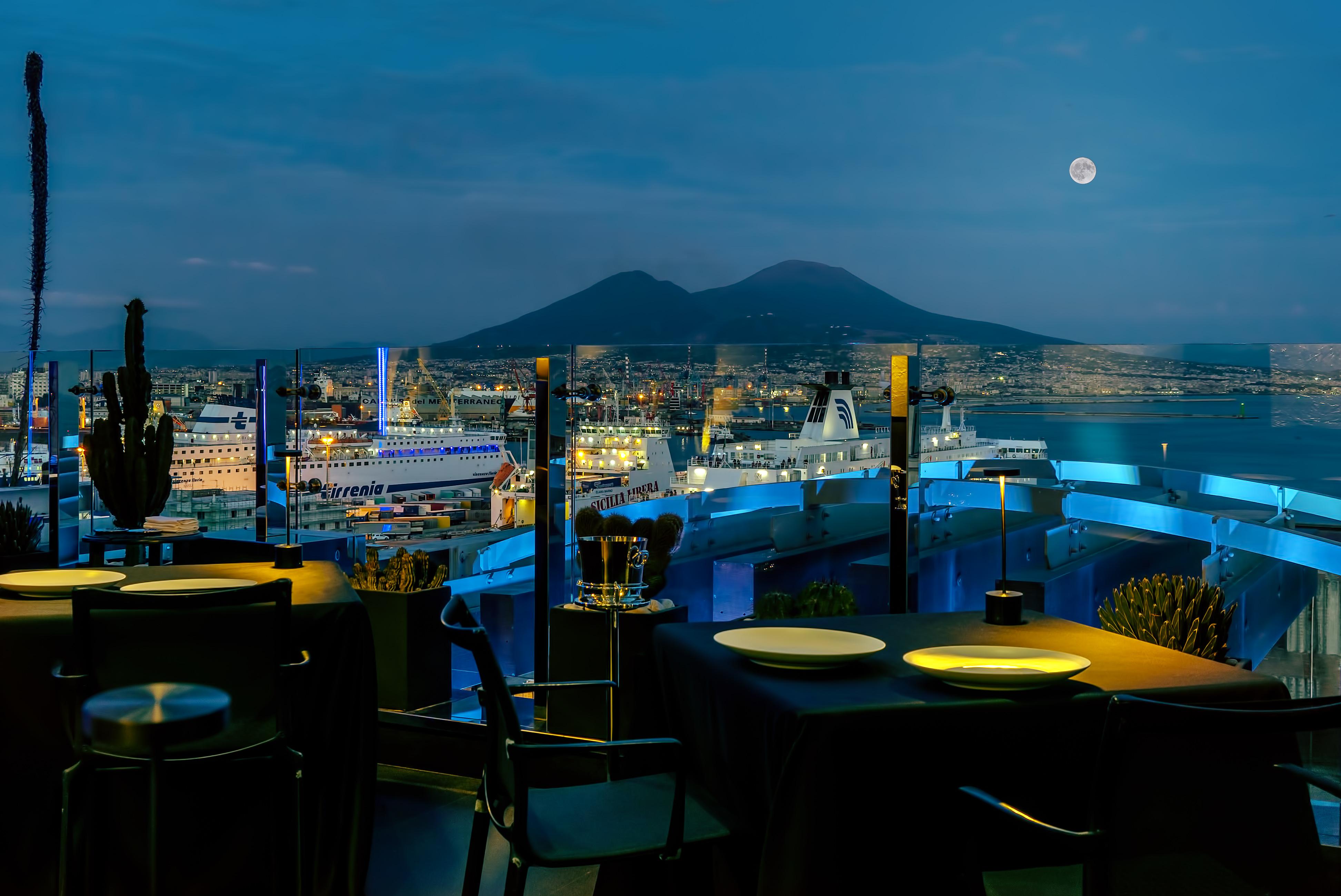 Romeo Napoli (Spazi Meeting & Rooftop) — foto 4
